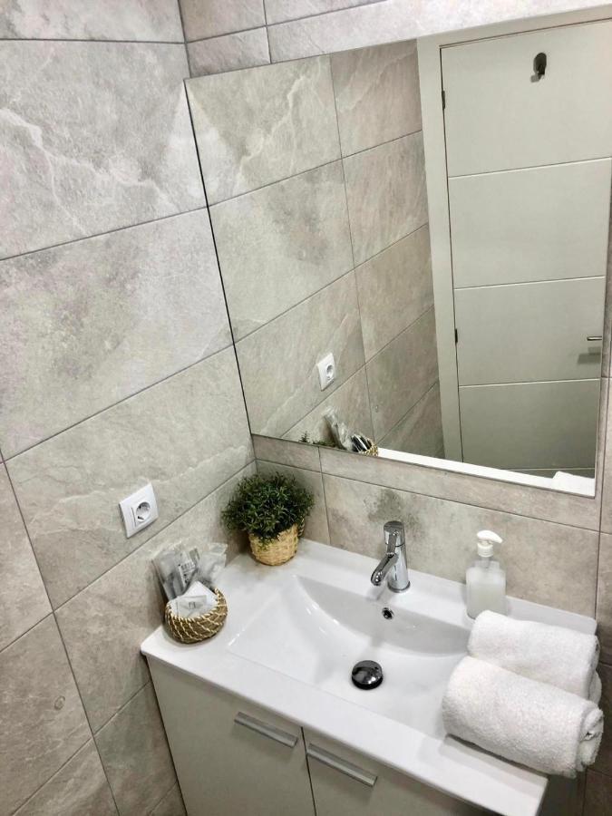 Apartamento Centrico - Casta Alvarez Zaragoza Luaran gambar